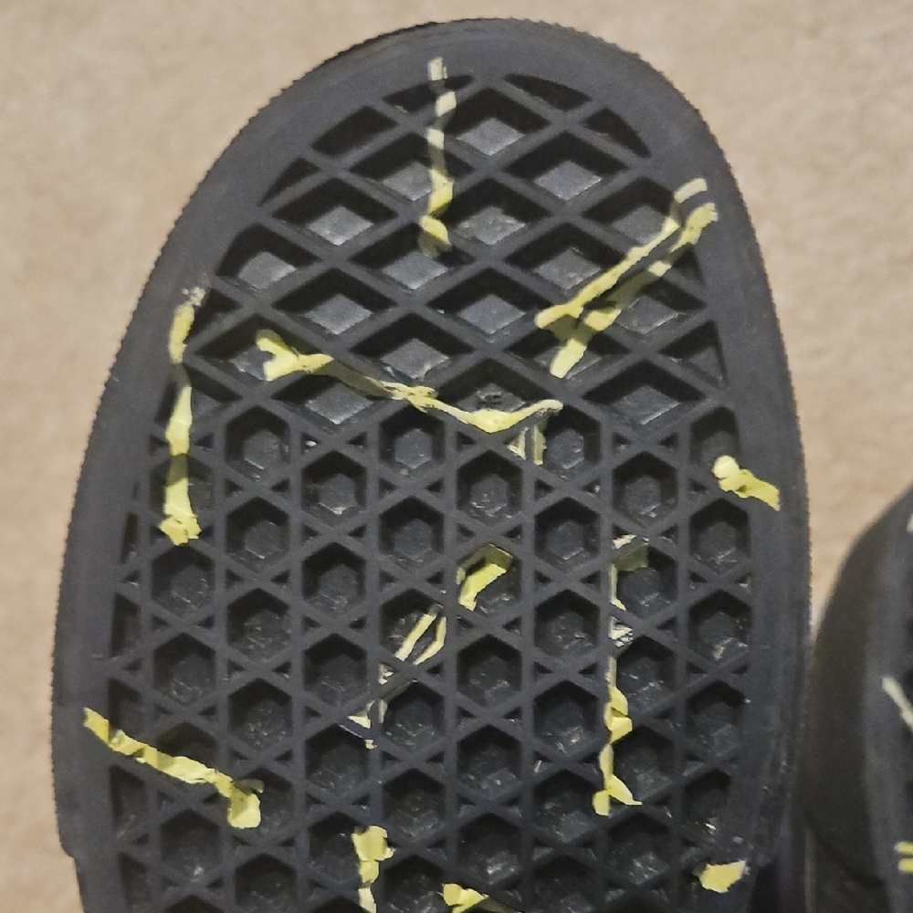 Vans Black Shoes with Purple and Black Laces - Picture 5 of 8